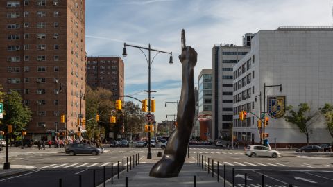 © Hank Willis Thomas, Unity, 2019, an original work commissioned by the City of New York Department of Cultural Affairs Percent for Art Program, the Department of Transportation and the Department of Design and Construction.
Photo credit: Matthew Lapiska, NYC Department of Design and Construction