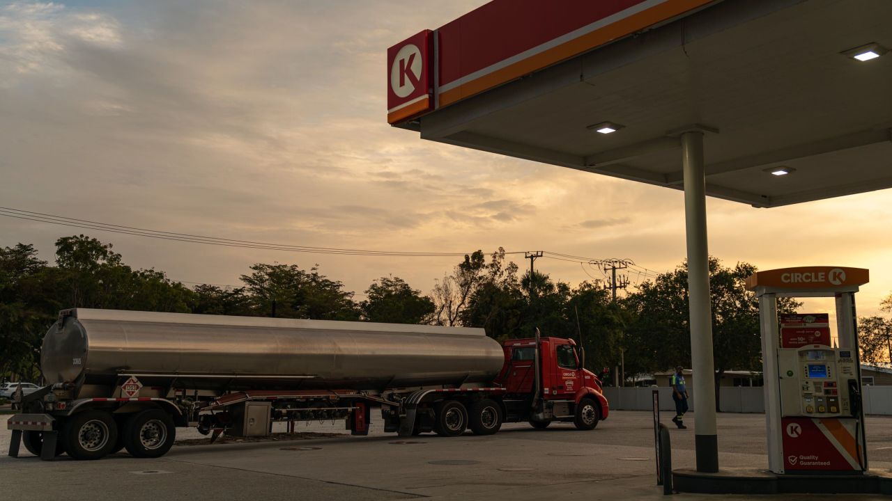 The Circle K in Naples where Calkins claimed to have dropped off Williams. (Sydney Walsh for CNN)