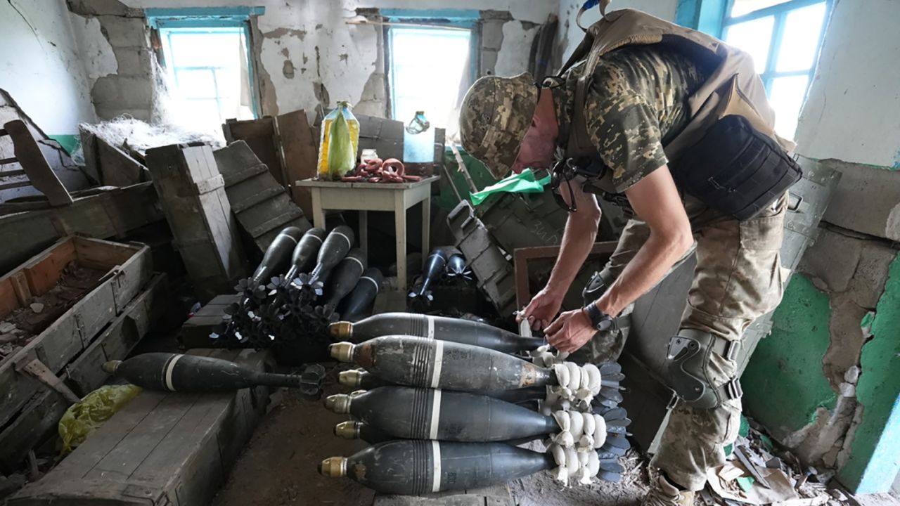 As soon as the 120-mm American-made mortar rounds were delivered, they were cleaned and prepared for firing.