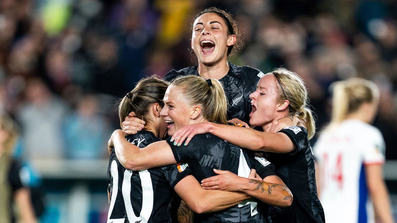 NZ players Michaela Foster and Claudia Bunge celebrate after the FIFA Women's World Cup football match between New Zealand and Norway on July 20, 2023.
